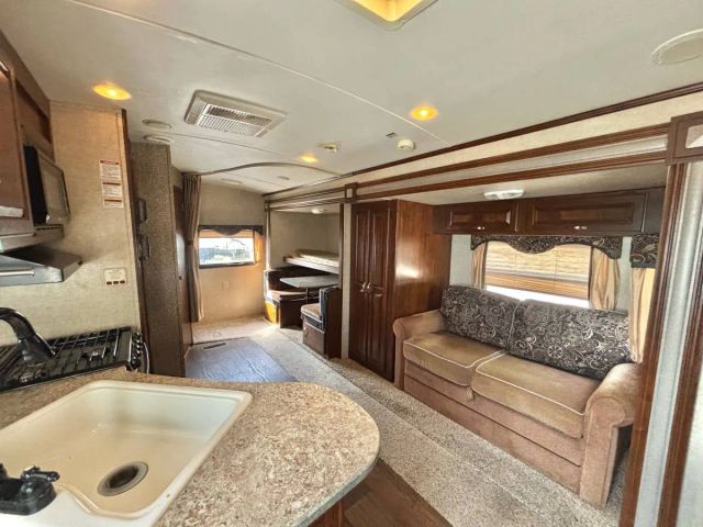 2013 Keystone Rv Laredo Super Lite - Image 13