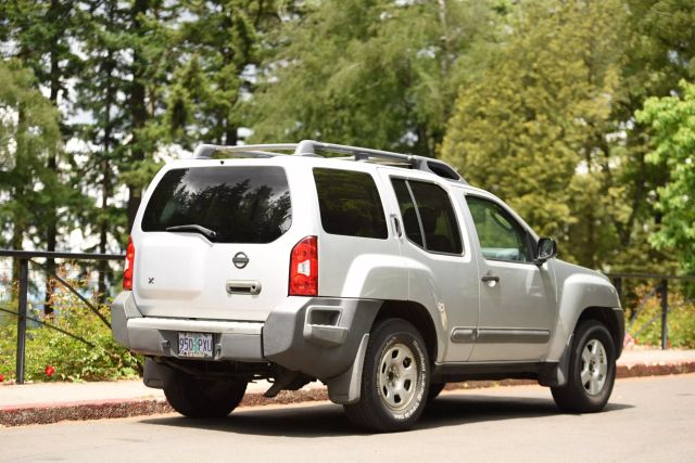 2005 Nissan Xterra - Image 10