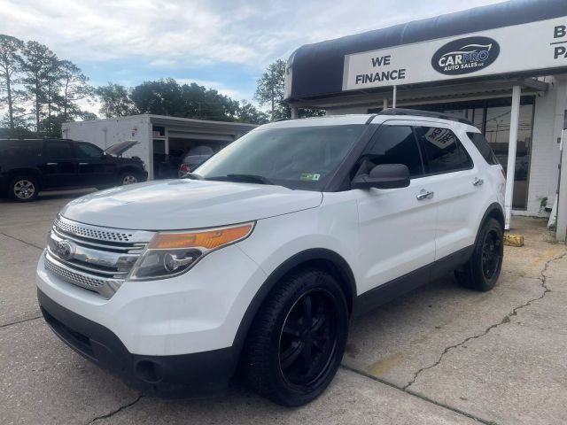 2013 Ford Explorer Base