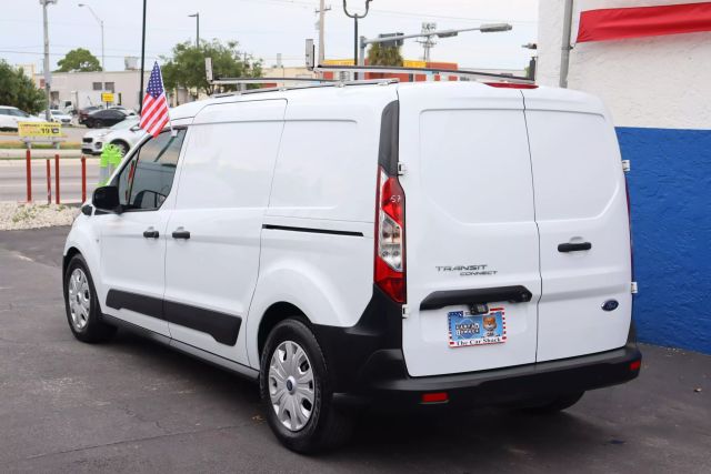 2022 Ford Transit Connect Cargo Van - Image 11