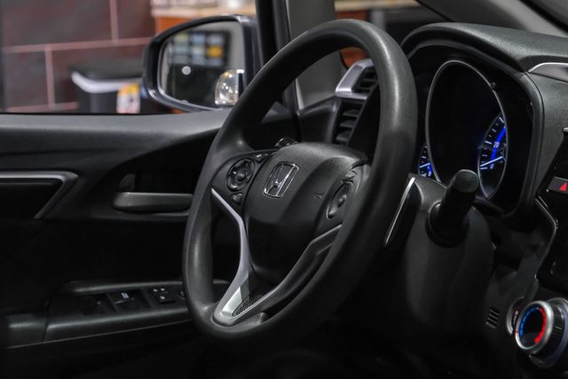 2015 Honda Fit Ex Hatchback 4d - Image 17