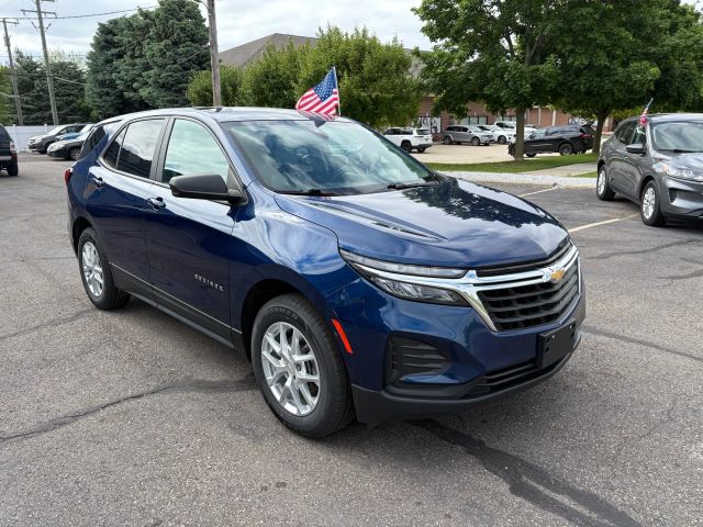 2022 Chevrolet Equinox - Image 8