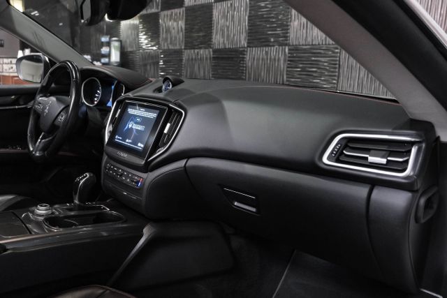 2018 Maserati Ghibli Sedan 4d - Image 15