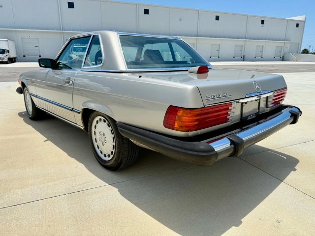1987 Mercedes-benz 560 Series - Image 28
