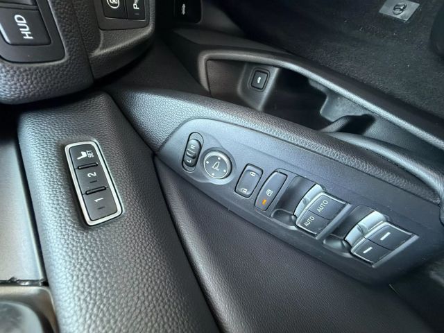 2018 Honda Accord - Image 33