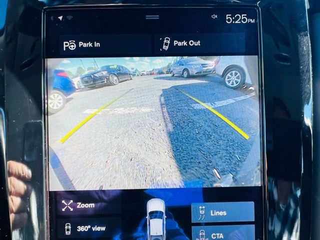 2018 Volvo S90 - Image 32