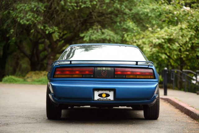 1992 Pontiac Firebird - Image 13