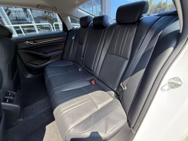 2018 Honda Accord - Image 12