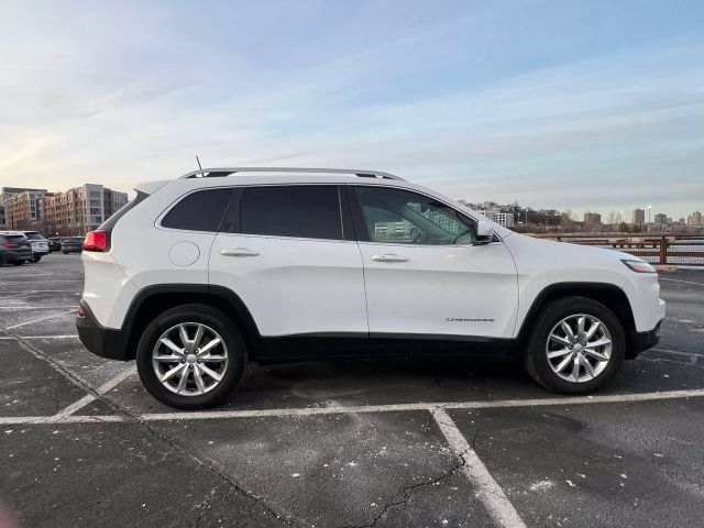 2017 Jeep Cherokee Limited Sport Utility 4d - Image 10