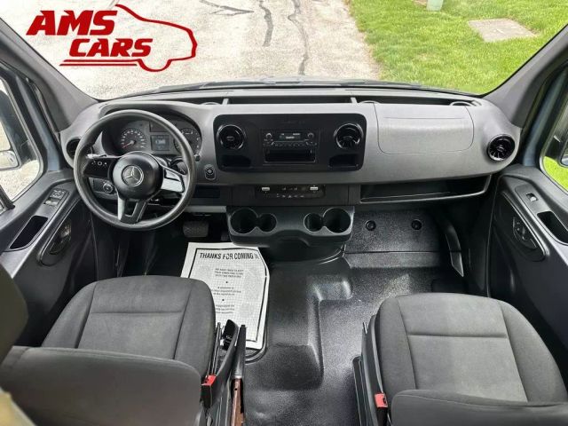 2019 Mercedes-benz Sprinter 2500 Cargo - Image 8