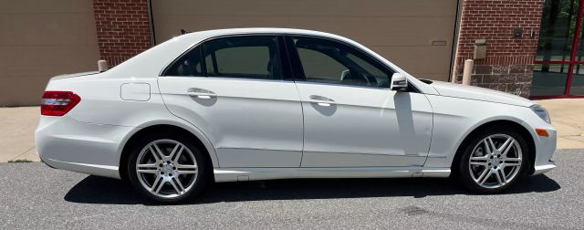2010 Mercedes-benz E-class - Image 3