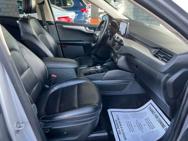 2020 Ford Escape - Image 22
