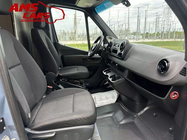 2019 Mercedes-benz Sprinter 2500 Cargo - Image 17
