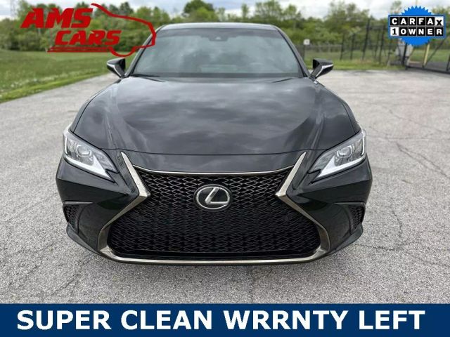 2022 Lexus Es - Image 3