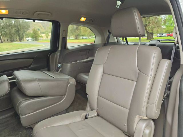 2016 Honda Odyssey - Image 38