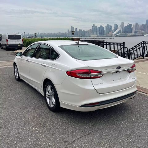 2018 Ford Fusion Se Sedan 4d - Image 5