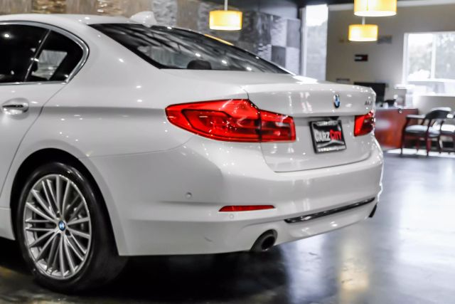 2017 Bmw 5 Series 530i Sedan 4d - Image 13
