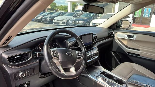 2021 Ford Explorer - Image 28