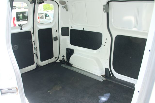 2017 Nissan Nv200 - Image 15