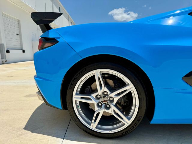 2020 Chevrolet Corvette - Image 13