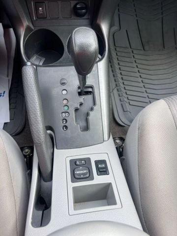 2009 Toyota Rav4 - Image 20