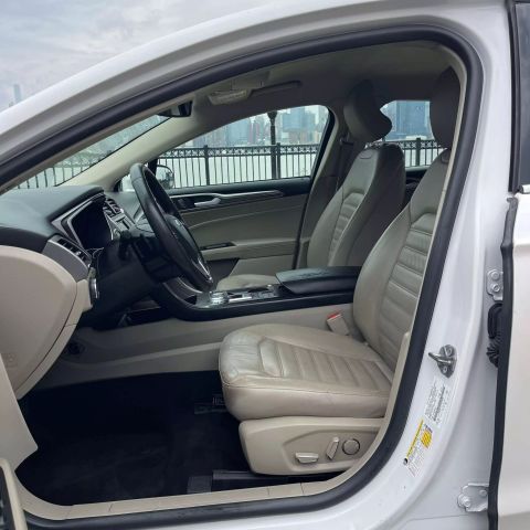 2018 Ford Fusion Se Sedan 4d - Image 22