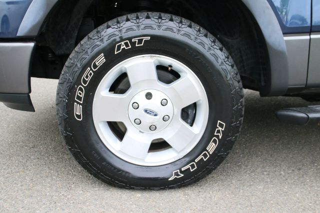 2004 Ford F150 Super Cab - Image 30