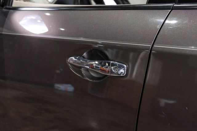 2016 Nissan Pathfinder Platinum Sport Utility 4d - Image 36