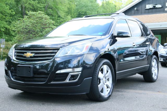 2015 Chevrolet Traverse - Image 3