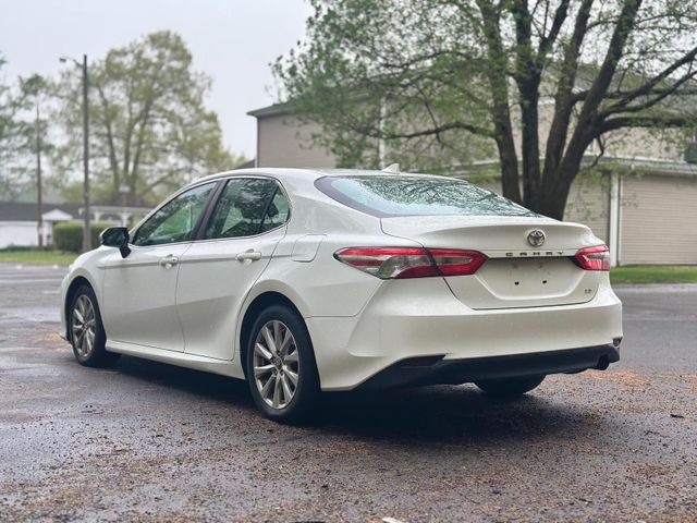 2019 Toyota Camry Le Sedan 4d - Image 7