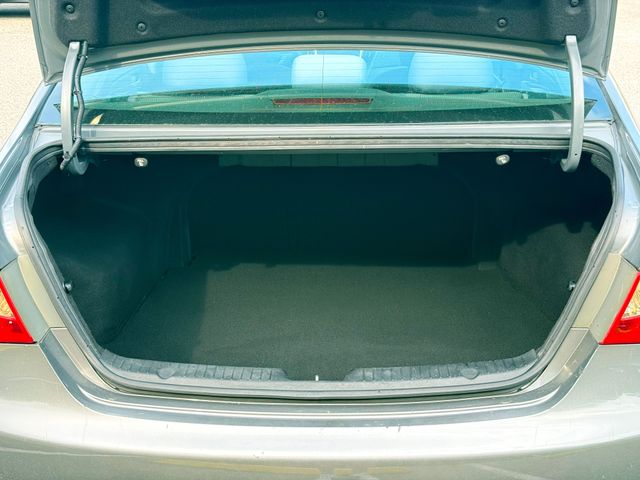 2014 Hyundai Sonata - Image 25