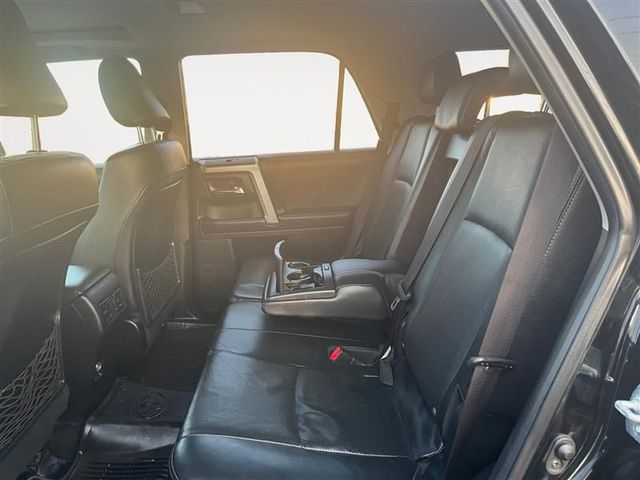 2019 Toyota 4runner - Image 13