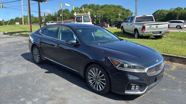 2017 Kia Cadenza - Image 3