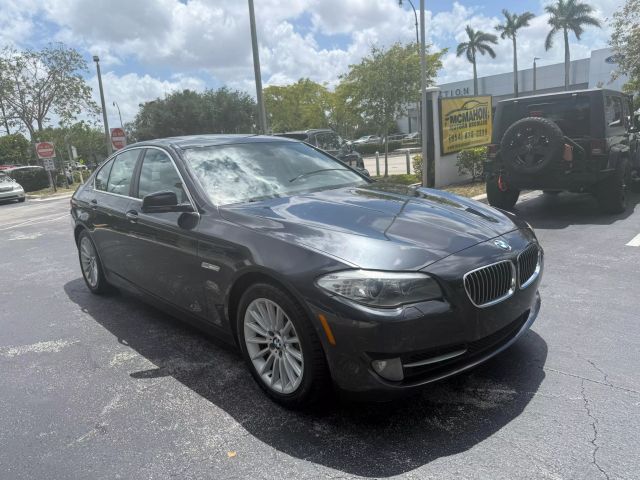 2013 Bmw 5 Series - Image 2
