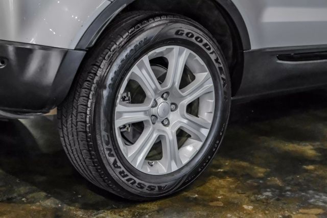 2018 Land Rover Range Rover Evoque Se Premium Sport Utility 4d - Image 48