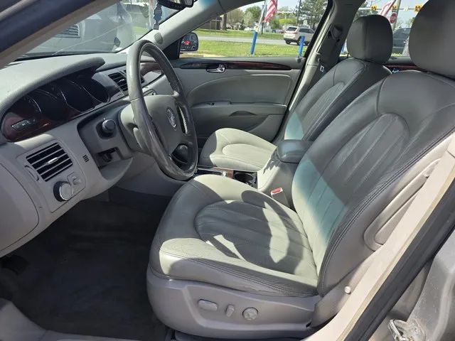 2007 Buick Lucerne - Image 11
