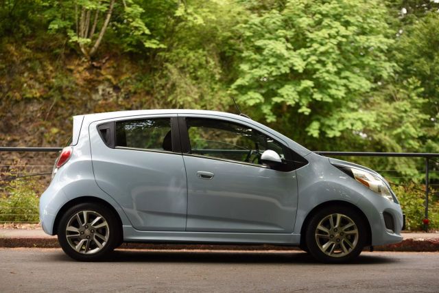 2016 Chevrolet Spark Ev - Image 14