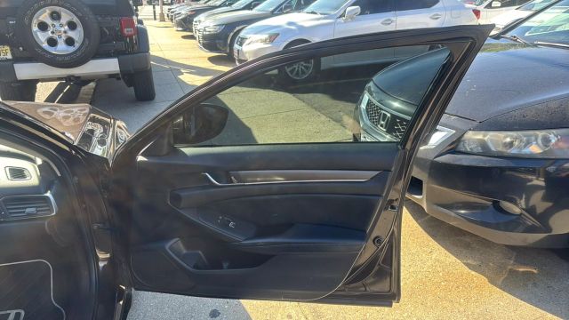 2018 HONDA ACCORD SEDAN 4-CYL, I-VTEC, TURBO, 1.5 LITER LX SEDAN 4D