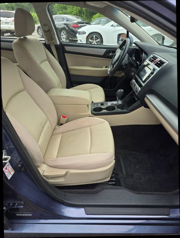 2015 Subaru Legacy - Image 10