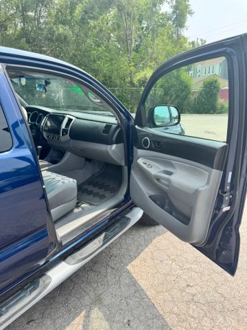 2007 Toyota Tacoma Access Cab Pickup 4d 6 Ft - Image 19