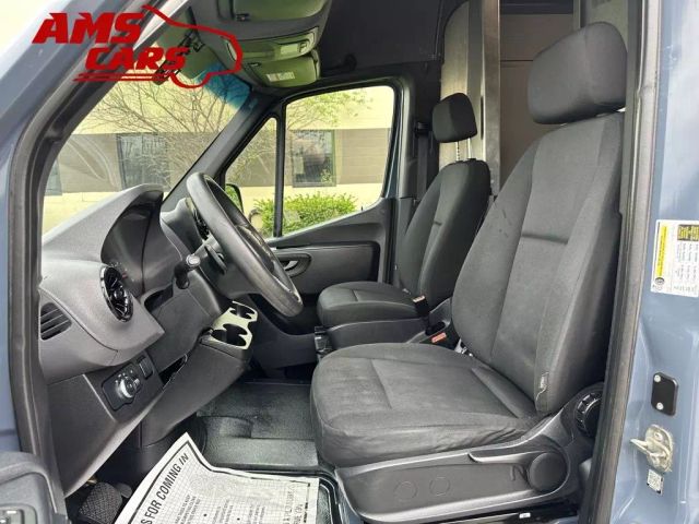 2019 Mercedes-benz Sprinter 2500 Cargo - Image 11