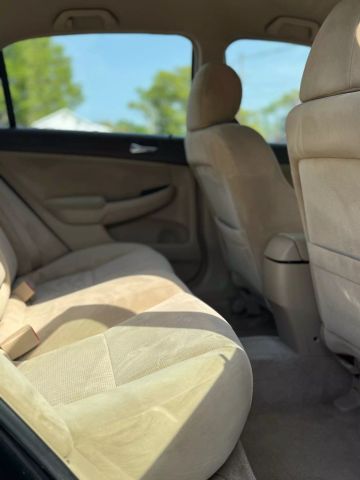 2005 Honda Accord Lx Sedan 4d - Image 20