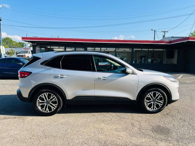2020 Ford Escape - Image 3