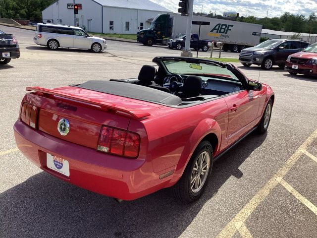 2005 FORD MUSTANG CONVERTIBLE RED AUTOMATIC - Interstate Auto Sales