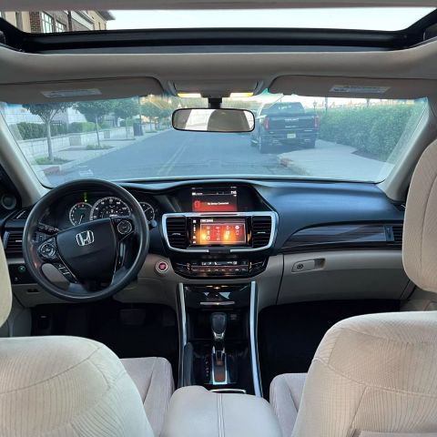 2017 Honda Accord Ex Sedan 4d - Image 31