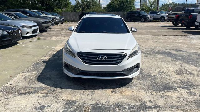 2017 Hyundai Sonata - Image 7