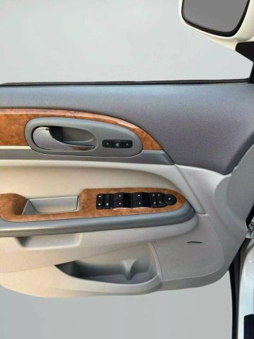 2009 Buick Enclave - Image 11