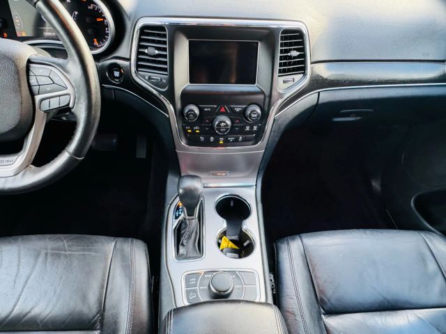 2018 Jeep Grand Cherokee - Image 26