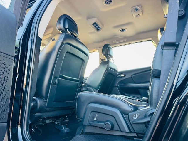 2017 Dodge Journey - Image 16