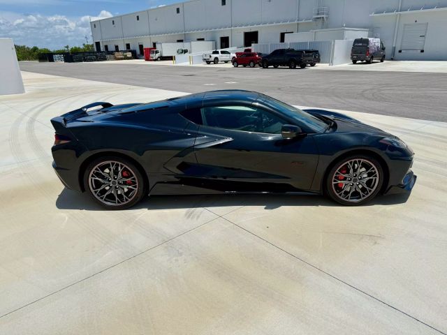 2023 Chevrolet Corvette - Image 8